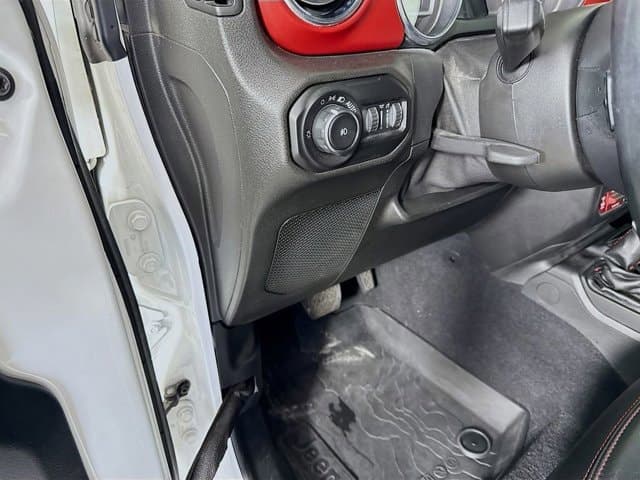 2021 Jeep Wrangler - Image 10