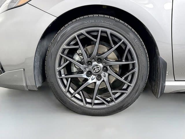 2025 Toyota Camry - Image 33