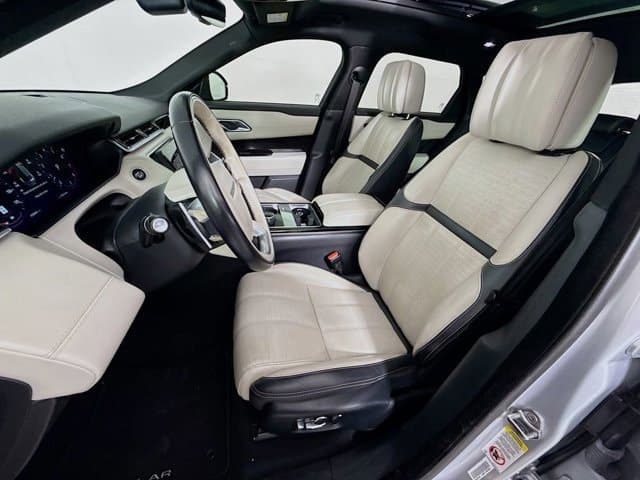 2020 Land Rover Range Rover Velar - Image 21