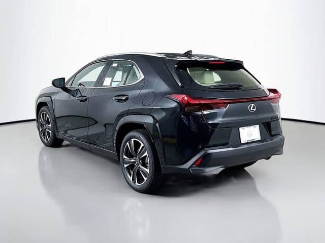2026 LEXUS UX HYBRID - Image 6