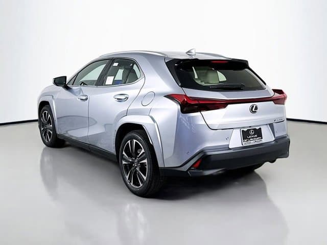 2026 LEXUS UX HYBRID - Image 7