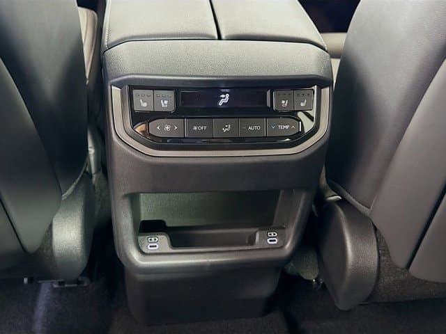 2026 LEXUS TX 350 - Image 18