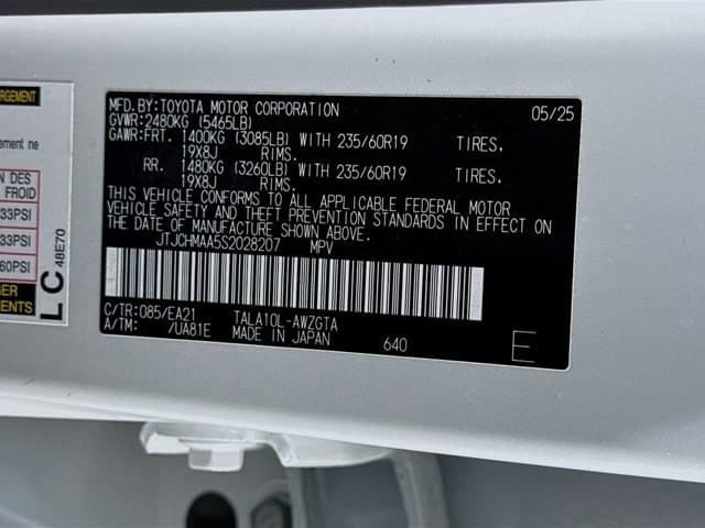 2025 LEXUS RX 350 - Image 33