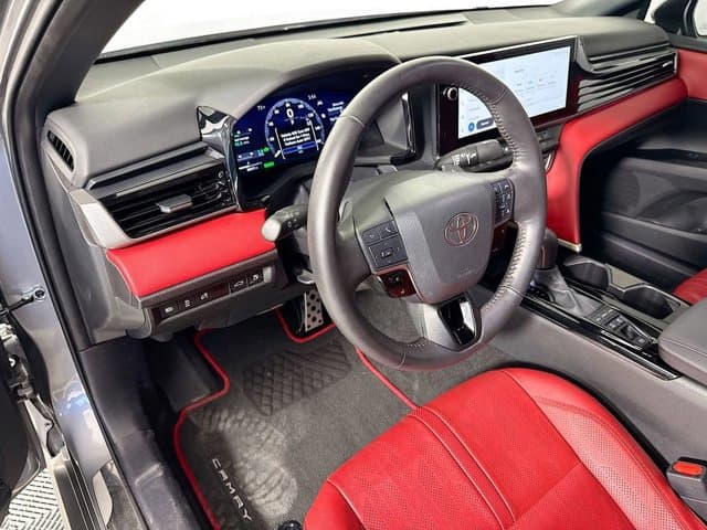 2025 Toyota Camry - Image 9