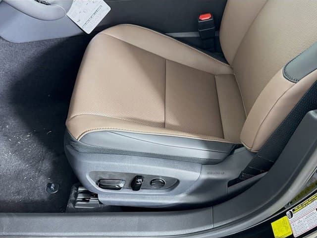 2025 LEXUS ES 350 - Image 20