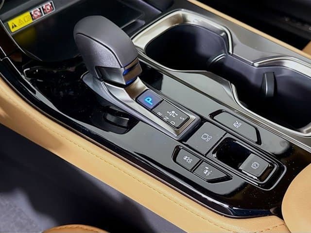 2026 LEXUS NX HYBRID - Image 15