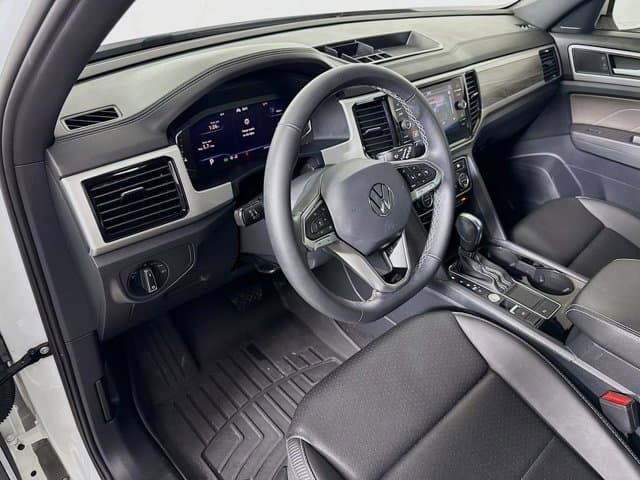 2023 Volkswagen Atlas Cross Sport - Image 9