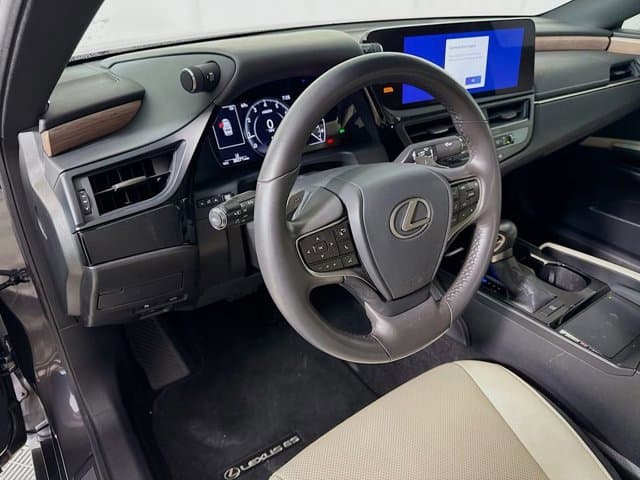 2023 LEXUS ES 350 - Image 9