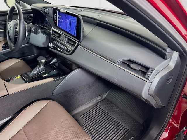 2025 LEXUS ES 350 - Image 30
