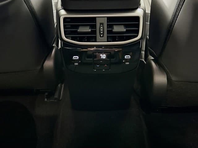 2026 LEXUS RX - Image 17