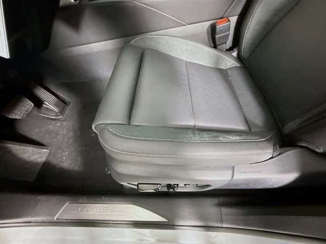 2026 LEXUS RX HYBRID - Image 21