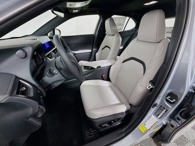2026 LEXUS UX HYBRID - Image 16