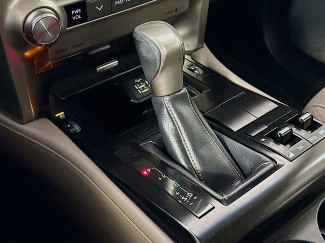 2020 LEXUS GX 460 - Image 17