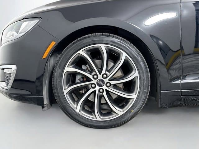 2018 Lincoln MKZ - Image 32