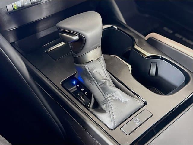 2025 LEXUS ES 350 - Image 16
