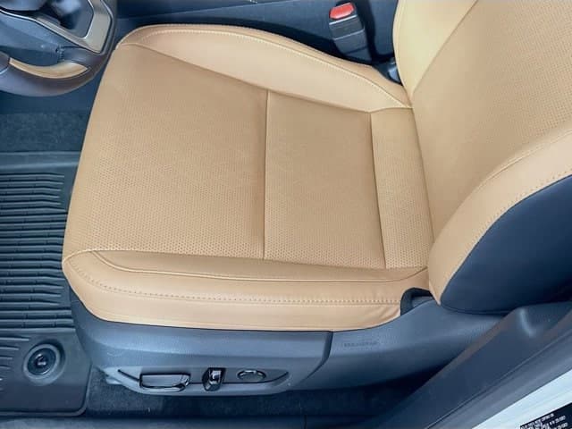 2025 LEXUS RX 350 - Image 20