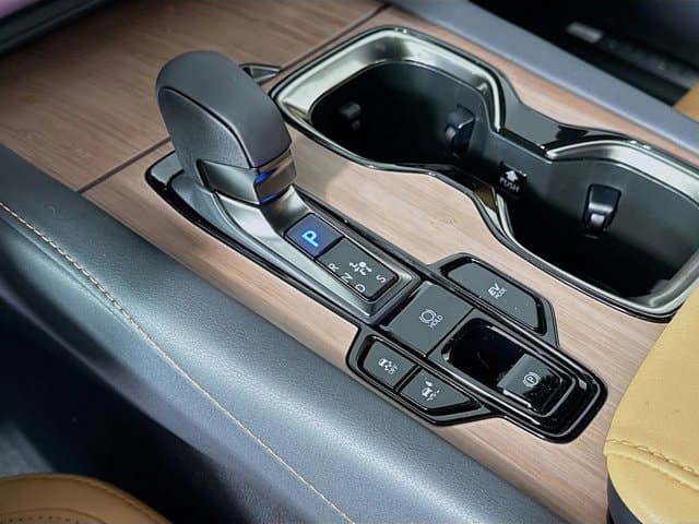 2026 LEXUS RX HYBRID - Image 15