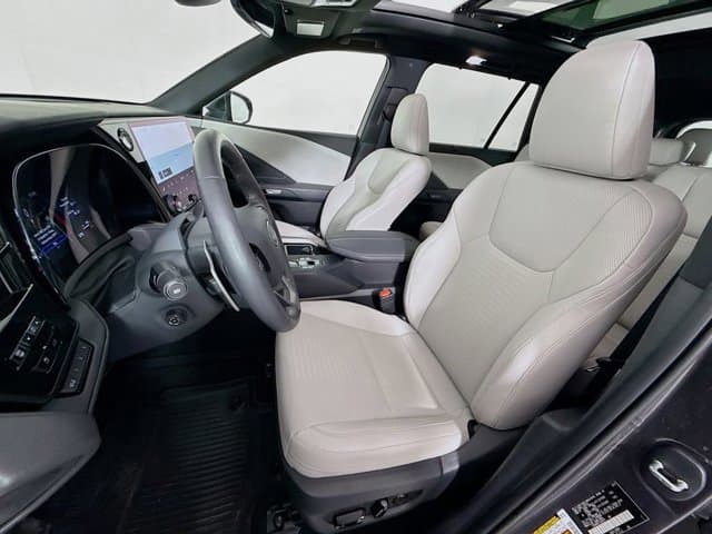 2026 LEXUS TX 350 - Image 21