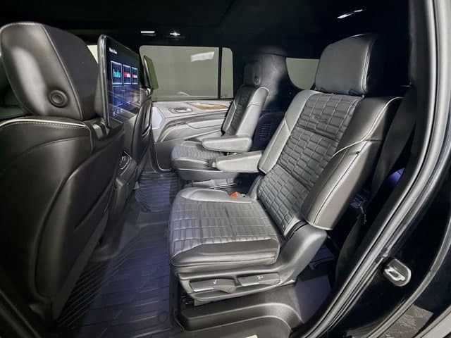 2024 CADILLAC Escalade ESV - Image 25