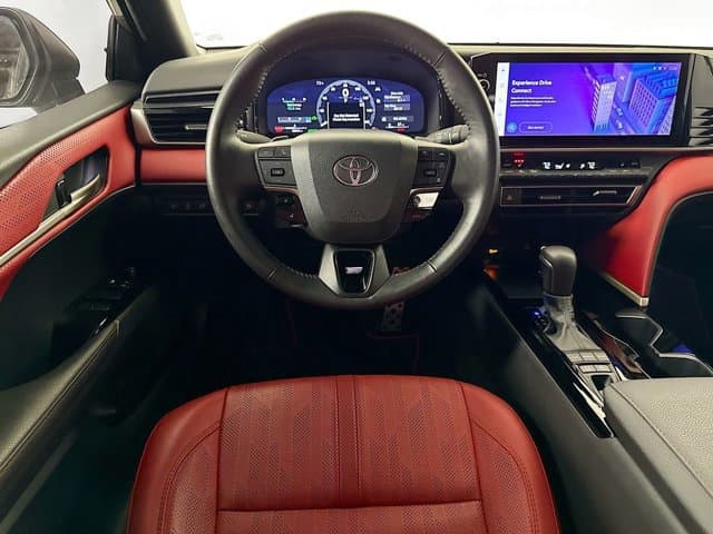2025 Toyota Camry - Image 24