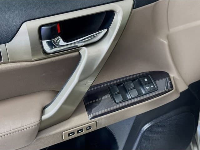 2020 LEXUS GX 460 - Image 18