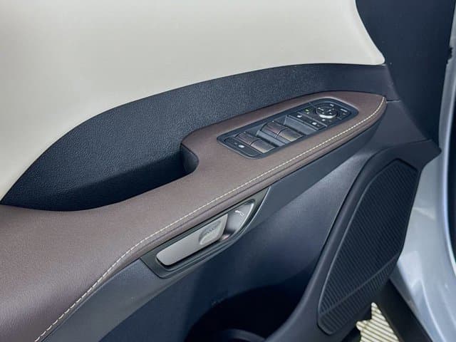2026 LEXUS RX - Image 20