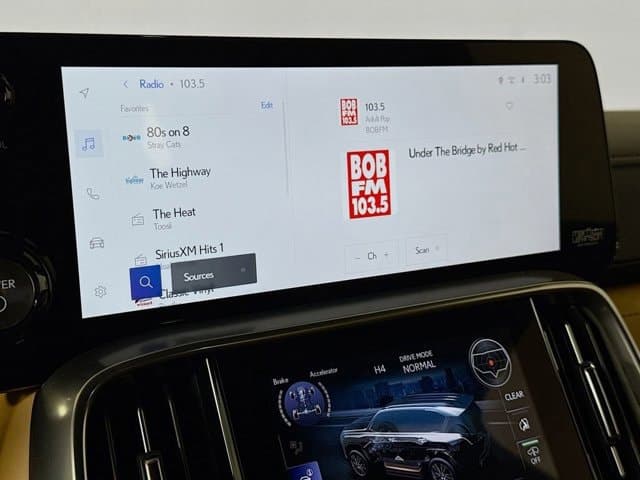 2026 LEXUS LX HYBRID - Image 11