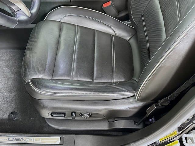 2018 GMC Acadia - Image 20