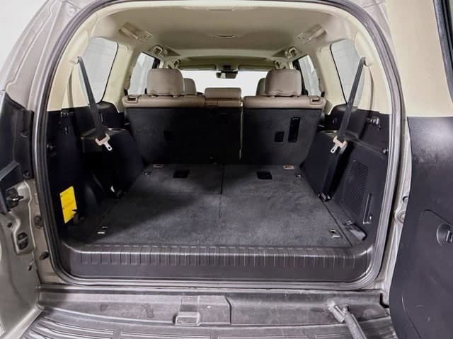 2020 LEXUS GX 460 - Image 28