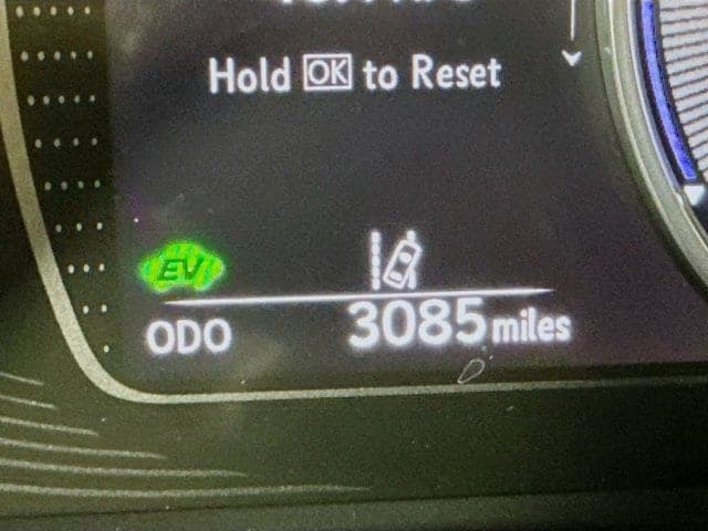 2025 LEXUS ES 300h - Image 12