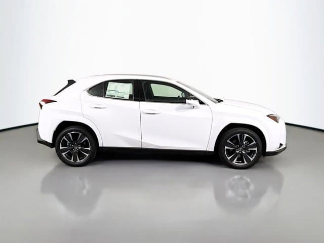 2026 LEXUS UX HYBRID - Image 4