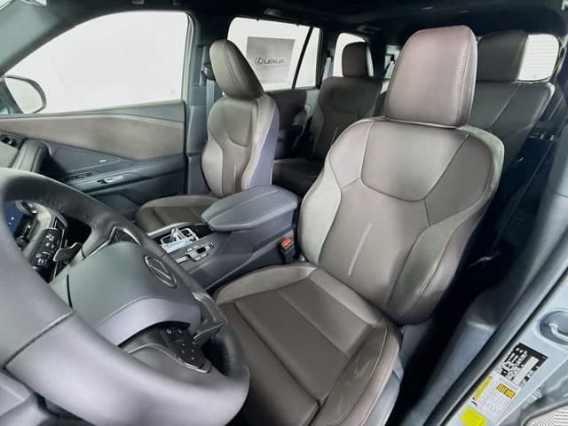 2026 LEXUS TX 350 - Image 16