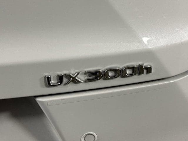 2026 LEXUS UX HYBRID - Image 22
