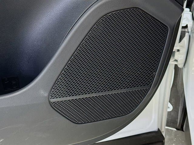 2025 LEXUS RX 350 - Image 18