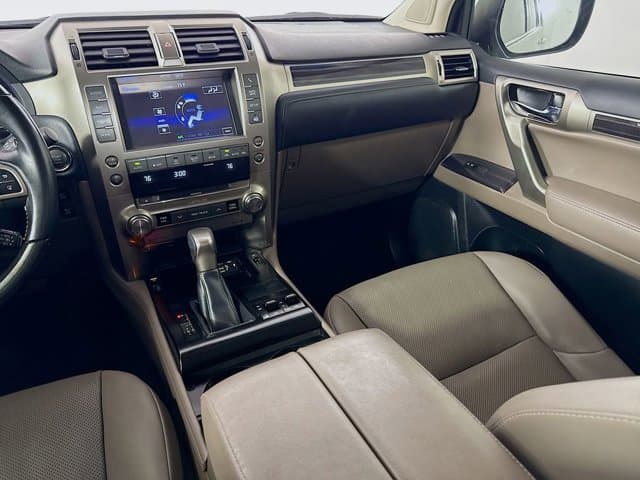 2020 LEXUS GX 460 - Image 25