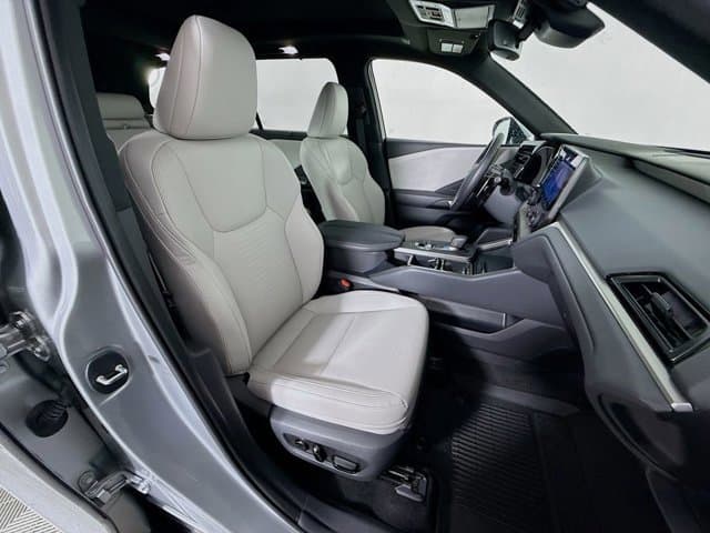 2025 LEXUS TX 350 - Image 30