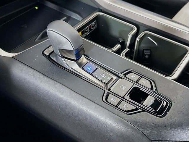 2026 LEXUS TX 350 - Image 16