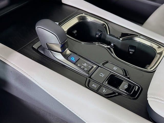 2026 LEXUS RX 350h - Image 16