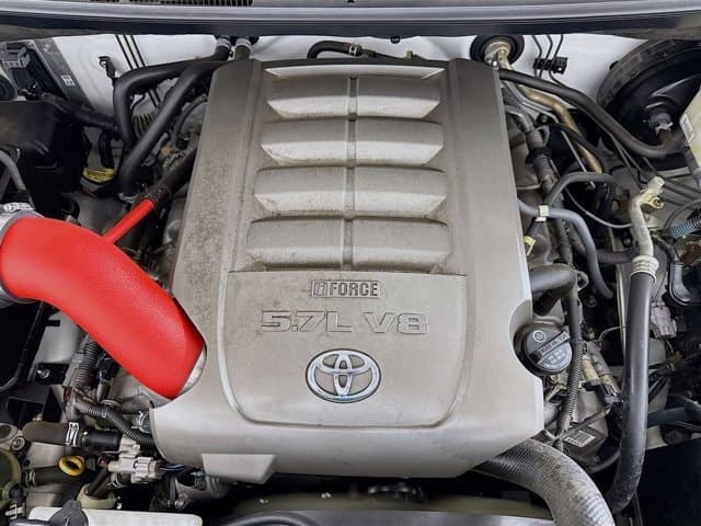 2010 Toyota Tundra - Image 31