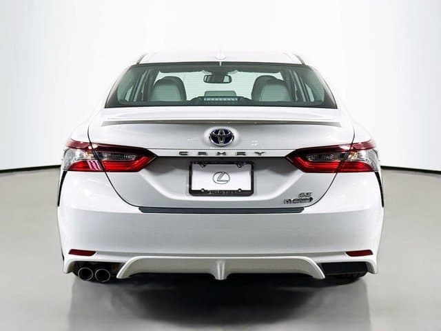 2024 Toyota Camry Hybrid - Image 6