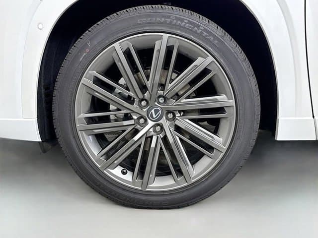 2026 LEXUS TX - Image 23