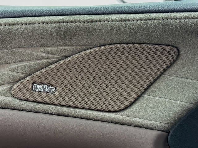 2023 LEXUS RX 350 - Image 19