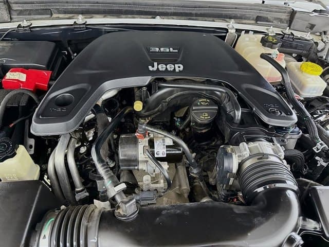 2021 Jeep Wrangler - Image 30