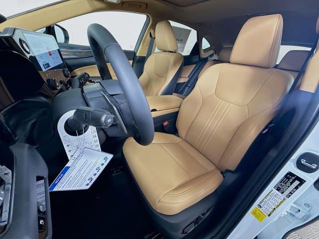 2026 LEXUS NX 350 - Image 16