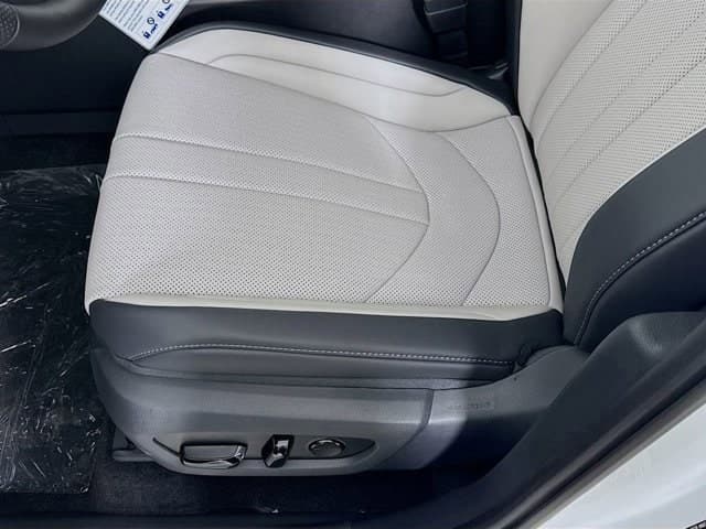 2026 LEXUS TX HYBRID - Image 21