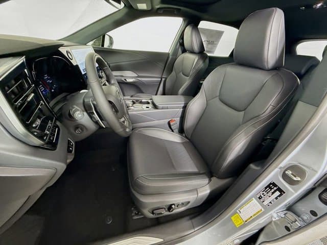 2026 LEXUS RX - Image 14