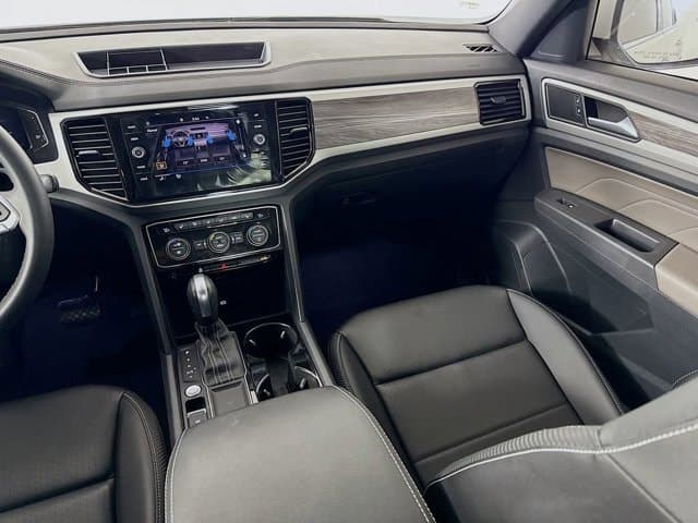2023 Volkswagen Atlas Cross Sport - Image 25