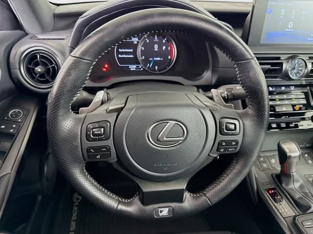 2023 LEXUS IS 350 - Image 10