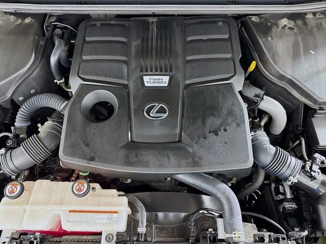 2024 LEXUS GX 550 - Image 32