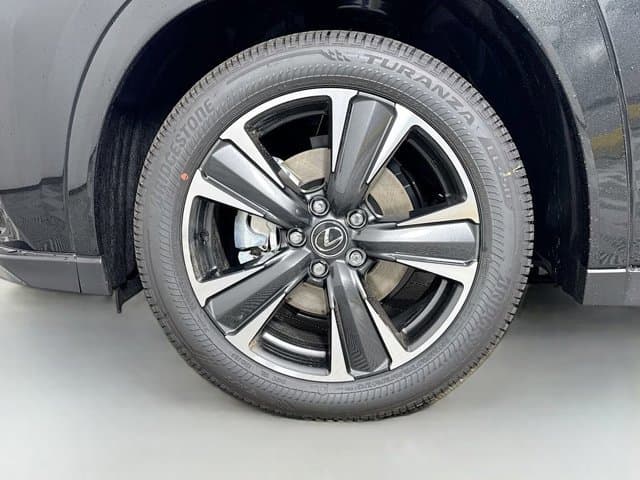 2026 LEXUS UX HYBRID - Image 22